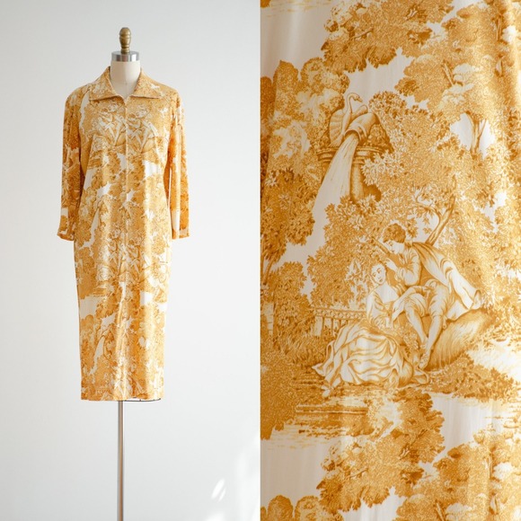 The Unbranded Brand Other - baroque vintage nightgown 70s white yellow toile patterned silky dress